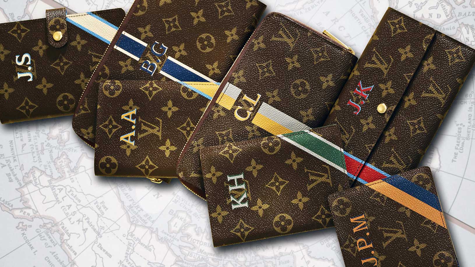 Louis Vuitton Passport Cover My LV Heritage Personnalisable Monogram